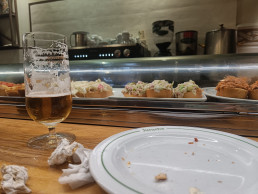 Jurucha: la barra que Madrid no ha podido modernizar. Sardinas en Lata