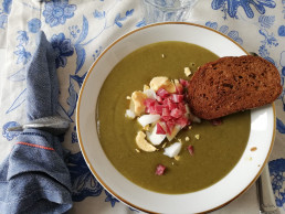 Pure de lentajas con pan frto. Receta de sardinas en lata