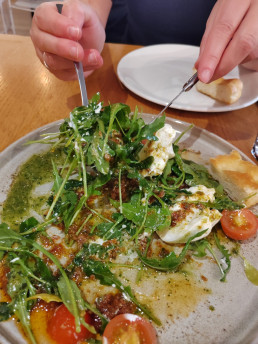 Massart: Una pizzería que pudo no ser. Criticas culinarias de Sardinas en lata