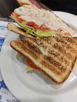 Snowdon Deli, Montreal: El auténtico bocadillo de carne ahumada